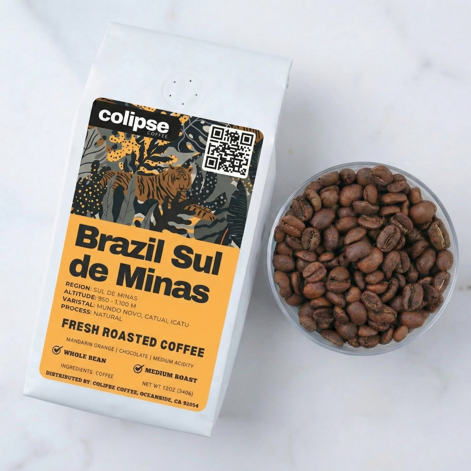 Colipse Brazil Sul de Minas coffee package with a bowl of coffee beans on a white background