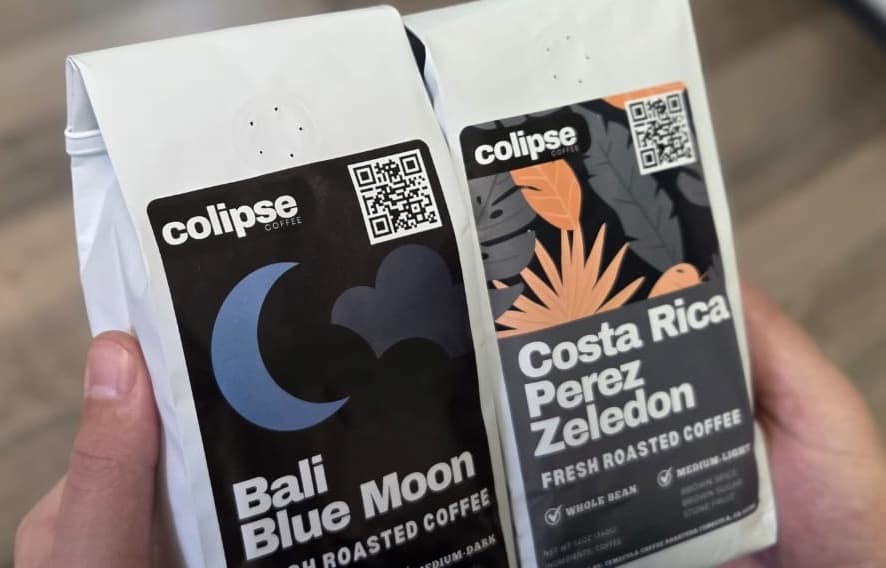 Two coffee packages from colipse with visible branding and product names.